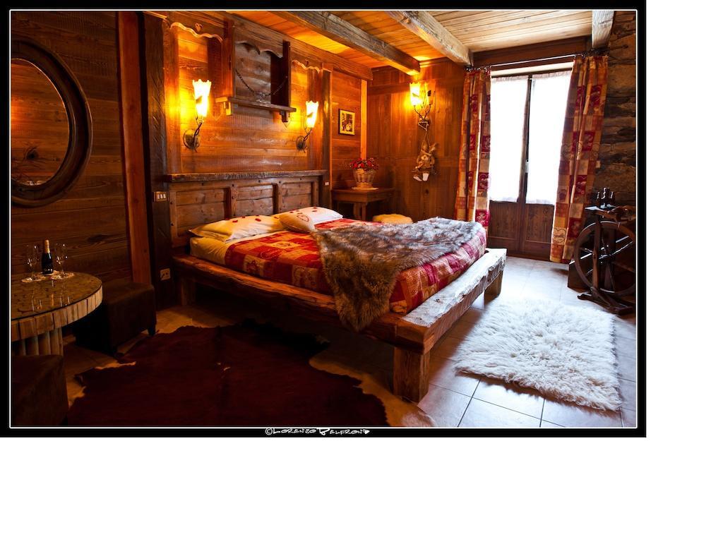 Baita La Jolie Bergere ลาซัลเล ห้อง รูปภาพ